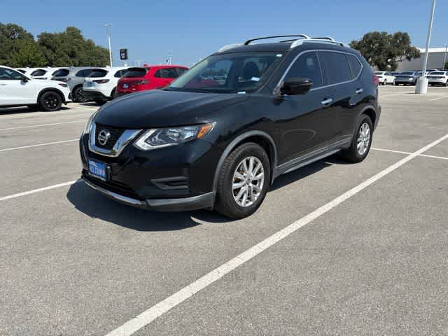 2017 Nissan Rogue SV FWD photo