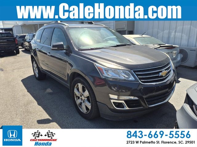 2017 Chevrolet Traverse LT FWD photo