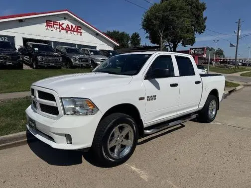 2017 Ram 1500 Express 4WD photo