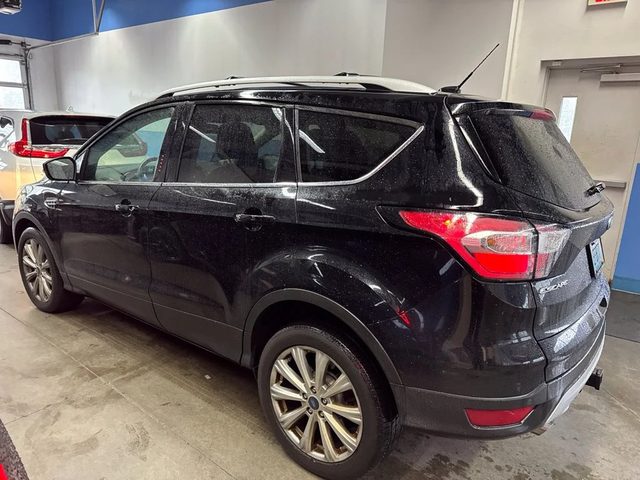 2017 Ford Escape Titanium 4WD photo