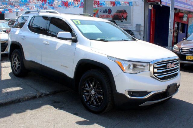 2017 GMC Acadia SLT AWD photo