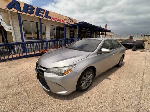 2015 Toyota Camry SE FWD photo