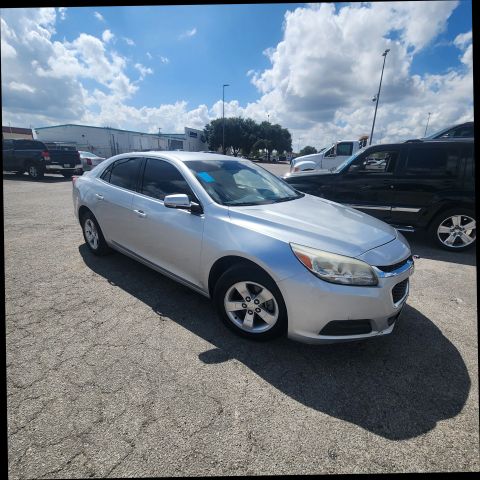 2016 Chevrolet Malibu LT FWD photo