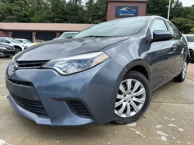 2015 Toyota Corolla LE FWD photo