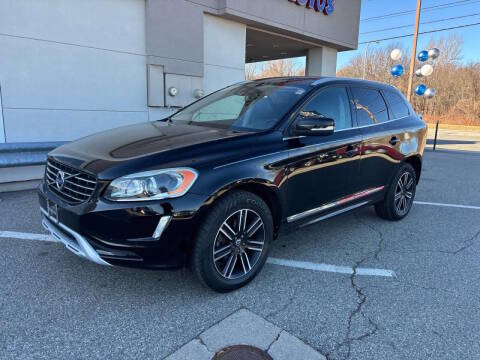 2017 Volvo XC60 Dynamic AWD photo