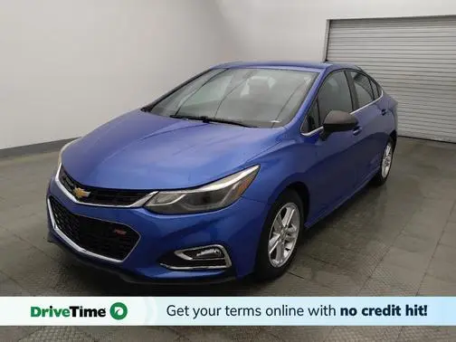 2017 Chevrolet Cruze LT FWD photo