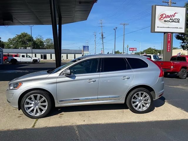 2017 Volvo XC60 Inscription AWD photo