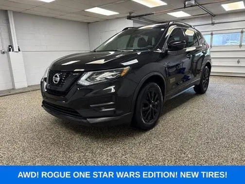 2017 Nissan Rogue SV AWD photo