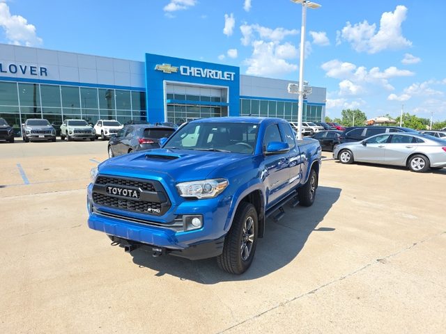2017 Toyota Tacoma TRD Sport RWD photo