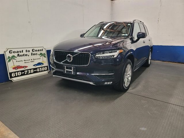 2017 Volvo XC90 Momentum AWD photo