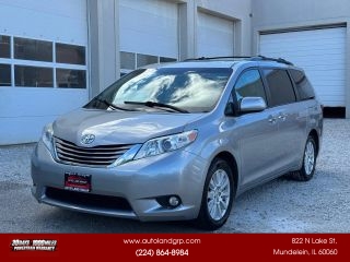 2017 Toyota Sienna XLE AWD photo