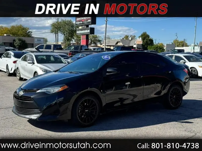 2017 Toyota Corolla LE FWD photo