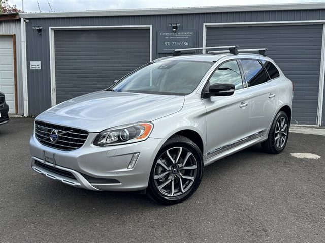 2017 Volvo XC60 Dynamic AWD photo