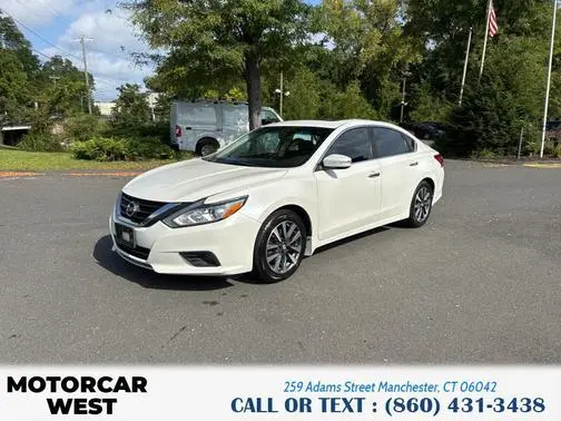 2017 Nissan Altima 2.5 SV FWD photo