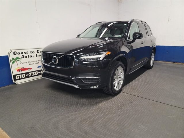 2017 Volvo XC90 Momentum AWD photo