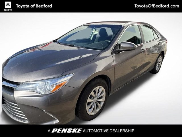 2017 Toyota Camry LE FWD photo