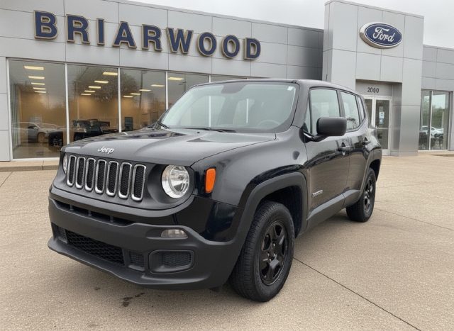 2017 Jeep Renegade Sport 4WD photo