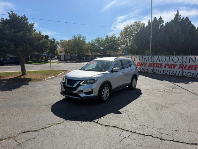 2017 Nissan Rogue S FWD photo