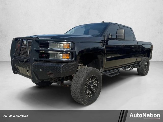 2015 Chevrolet Silverado 2500HD LT 4WD photo