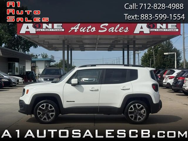 2017 Jeep Renegade Latitude 4WD photo
