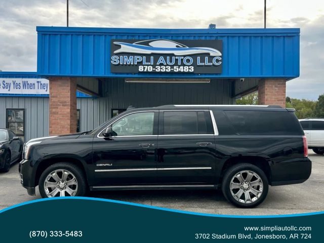 2017 GMC Yukon XL Denali 4WD photo