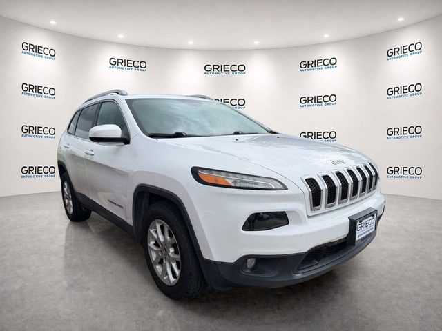 2017 Jeep Cherokee Latitude 4WD photo