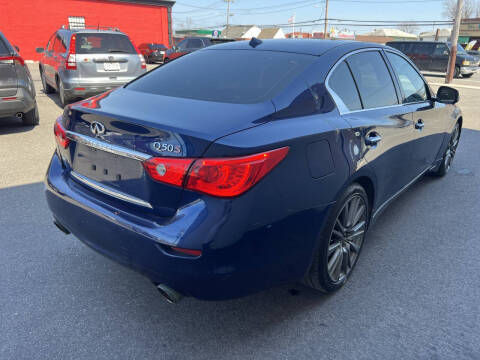 2017 Infiniti Q50 RED SPORT 400 AWD photo