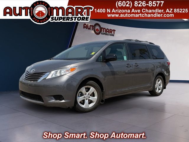 2017 Toyota Sienna LE FWD photo