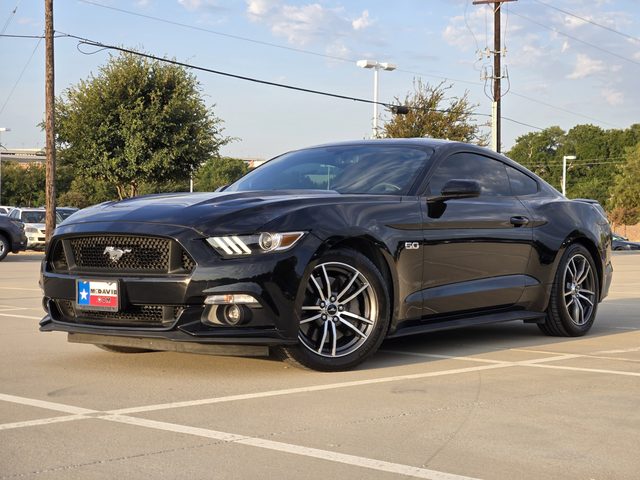 2017 Ford Mustang GT RWD photo