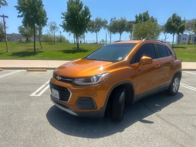 2017 Chevrolet Trax LT FWD photo