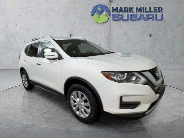 2017 Nissan Rogue S AWD photo