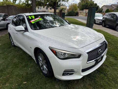 2017 Infiniti Q50 2.0T Premium RWD photo