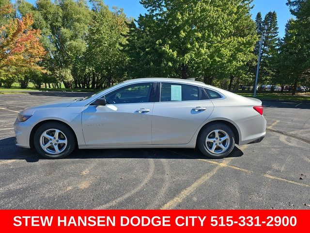 2017 Chevrolet Malibu LS FWD photo