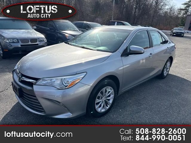 2016 Toyota Camry LE FWD photo