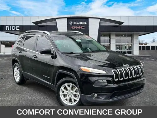2017 Jeep Cherokee Latitude 4WD photo