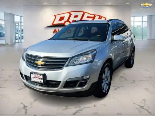 2017 Chevrolet Traverse LT FWD photo