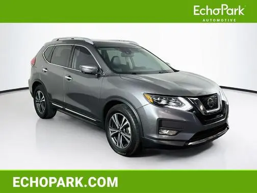 2017 Nissan Rogue SL FWD photo