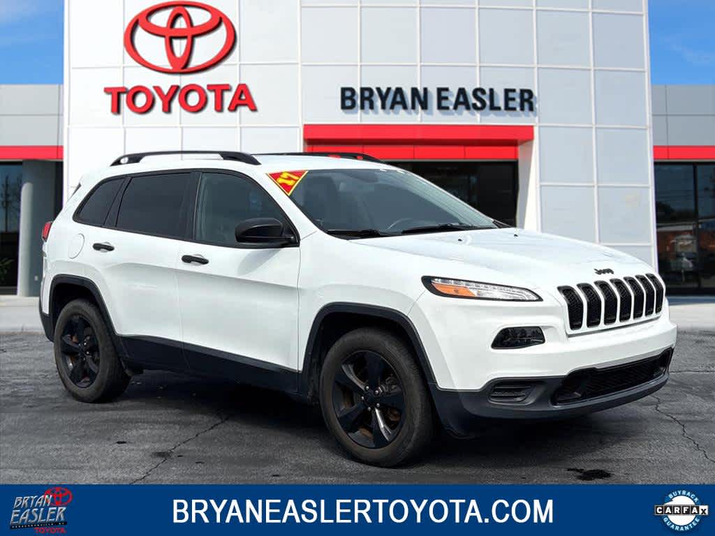 2017 Jeep Cherokee Altitude 4WD photo