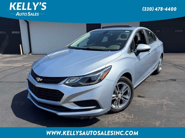 2017 Chevrolet Cruze LT FWD photo