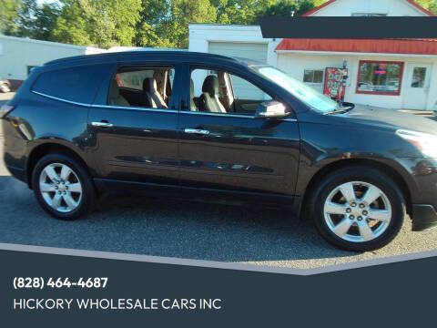 2017 Chevrolet Traverse LT FWD photo