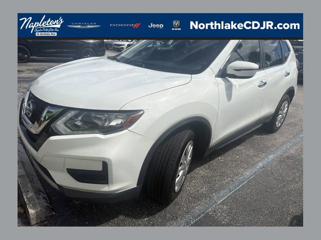 2017 Nissan Rogue S FWD photo