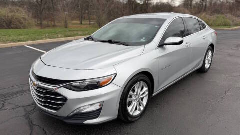 2017 Chevrolet Malibu LT FWD photo