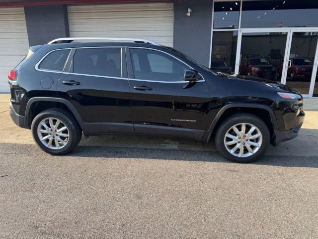 2017 Jeep Cherokee Limited 4WD photo