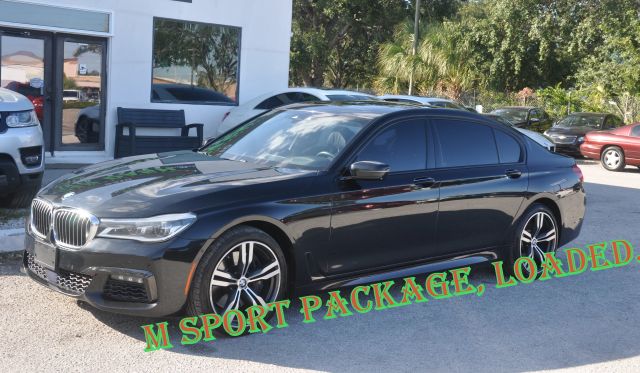 2017 BMW 7 Series 750i RWD photo