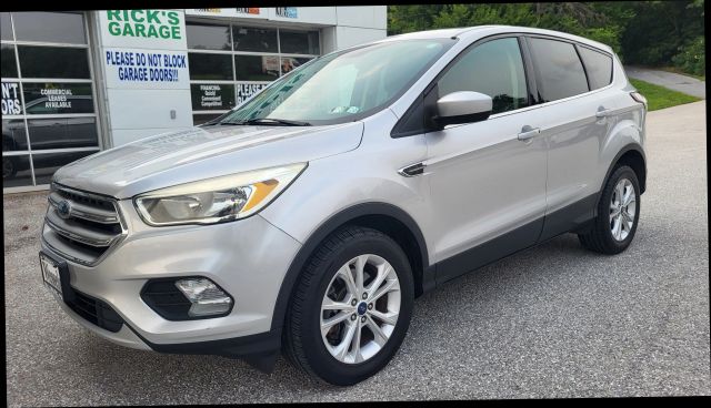 2017 Ford Escape SE 4WD photo
