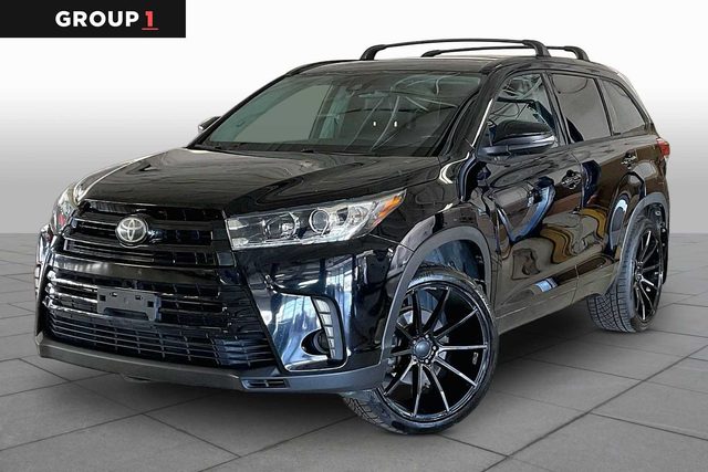 2017 Toyota Highlander Limited AWD photo