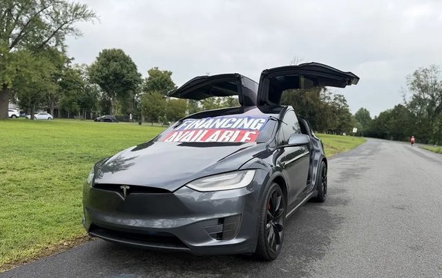 2016 Tesla Model X P90D AWD photo