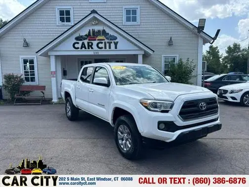 2017 Toyota Tacoma SR5 RWD photo