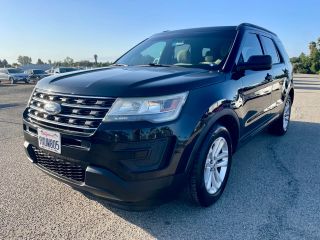 2017 Ford Explorer Base FWD photo