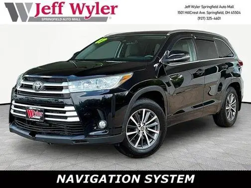2017 Toyota Highlander XLE AWD photo